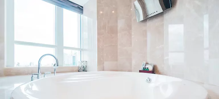 Bathroom Window Coverings in Venice, FL