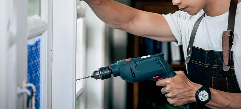 Residential Exterior Window Finishing in Venice, FL