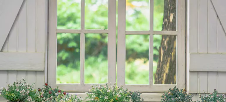 Professional Garden Window Enclosure Repair in Venice, FL
